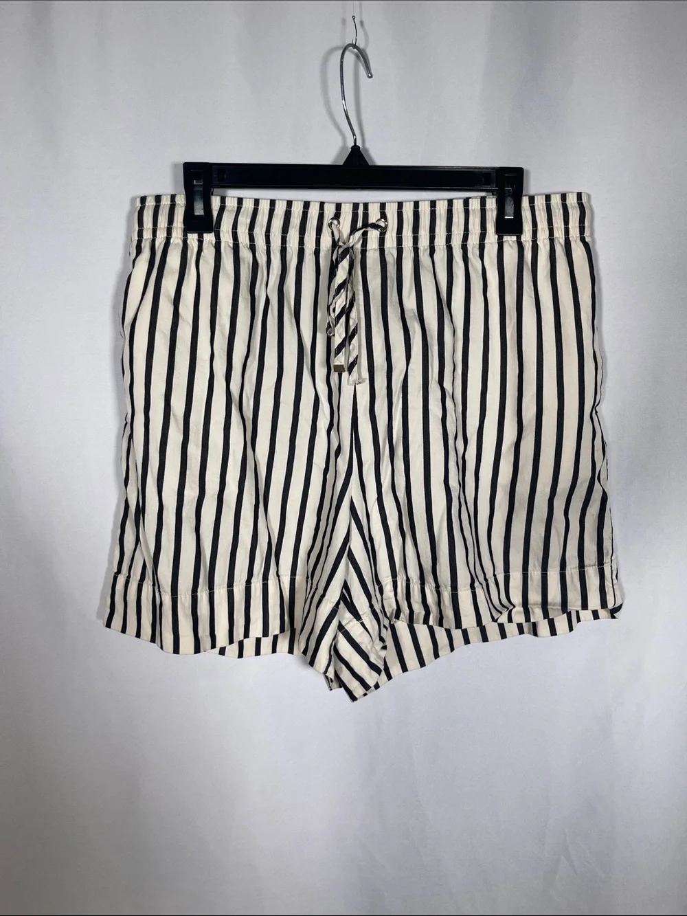 H&M WOMENS BLACK WHITE STRIPED COTTON HIGH WAIST PULL ON SHORTS LARGE